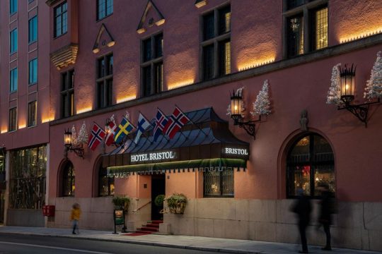 2- Hotel Bristol 2- Hotel Bristol