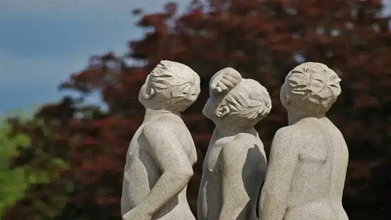 Oslo-street-art-and-sculptures.jpg-768x432 management conference